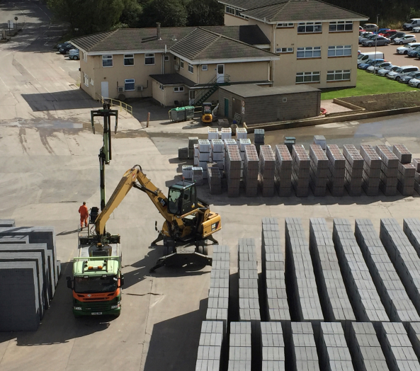 Technical Customer Services Text Image 5050 2 593X524 2