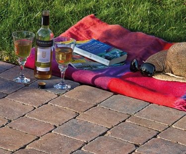 Product Gallery 1000X832 41D C GINESTRO QUAD N TINI Niddstone 2 Niddstone